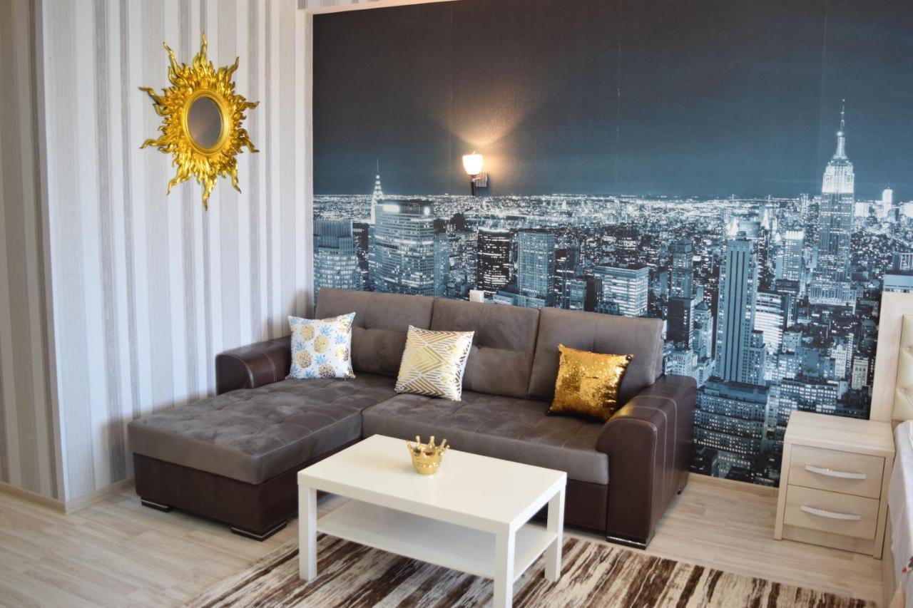Studio Boutique Apartment Bishkek Exterior photo